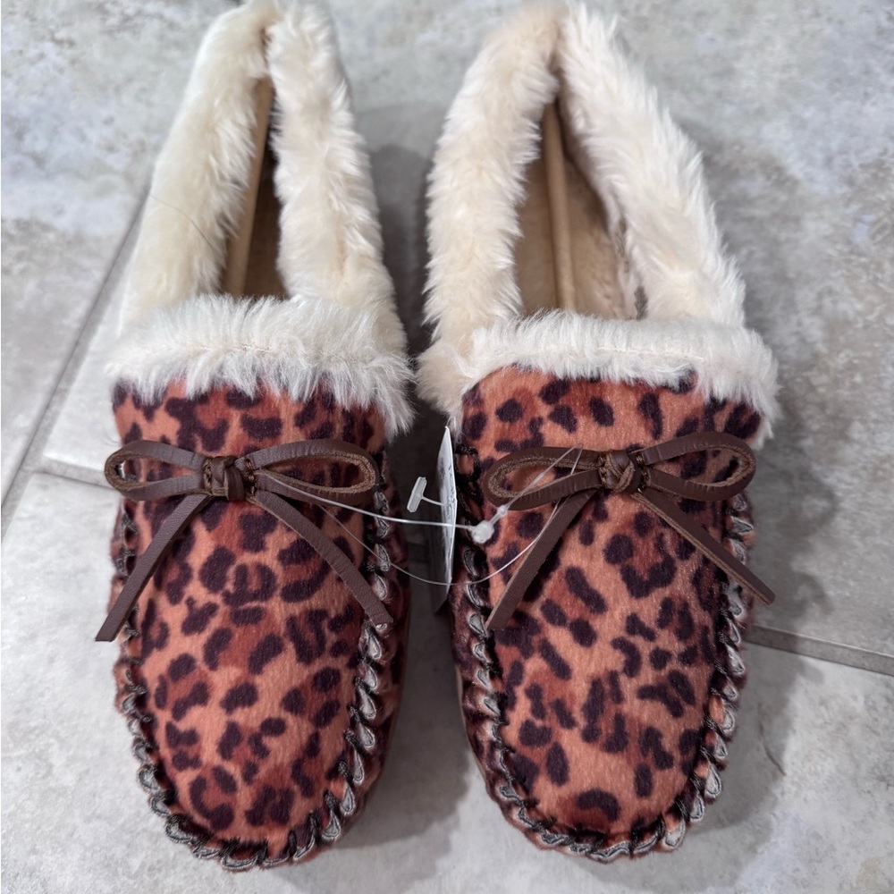 Leopard Print Faux Fur Lined Moccasins